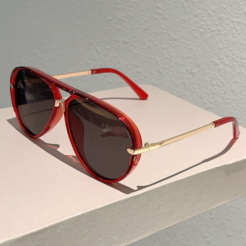 📢📢49% OFF !! ⏰Women's Retro Double-Bridge Sunglasses