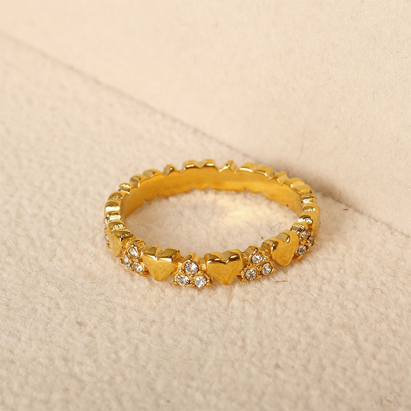 💍Women's Elegant Heart Eternity Ring – Micro-Paved Zircons, Stainless Steel, Stackable ✨