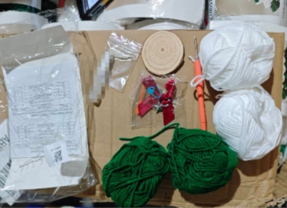 Christmas discount🎄DIY Crochet Christmas Tree Kit – ✨Handmade Holiday Decoration Set