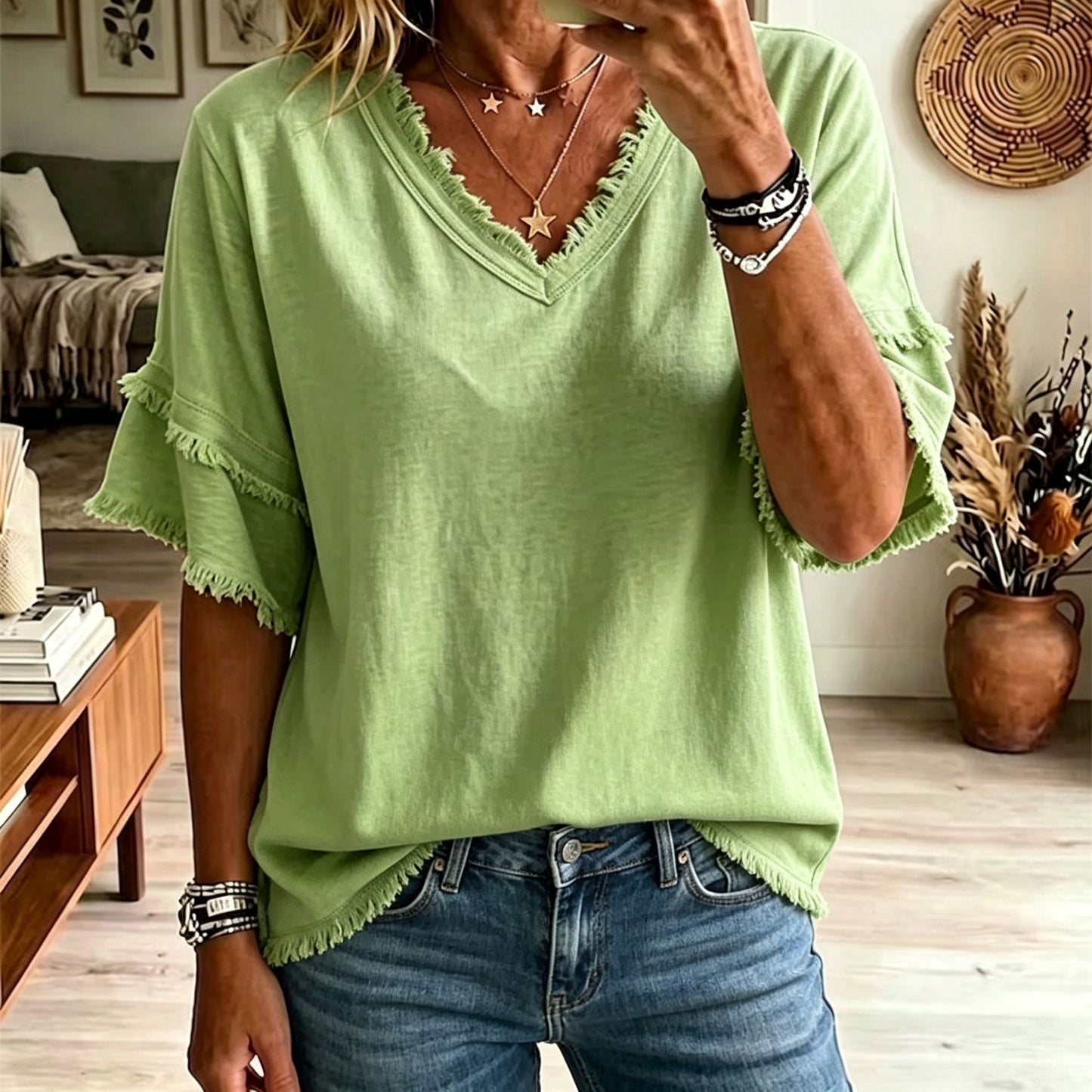 💖Women's Boho V-Neck T-Shirt with Frayed Edges 🌿 – Loose Fit, Breathable Summer Top in Soft Cotton👚