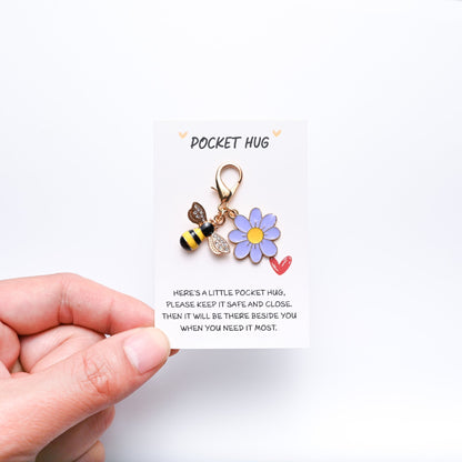 ✨Crafted by Hand-10 Sets Hug Favors(🦋Butterfly, Ladybird, Flower, Bee)