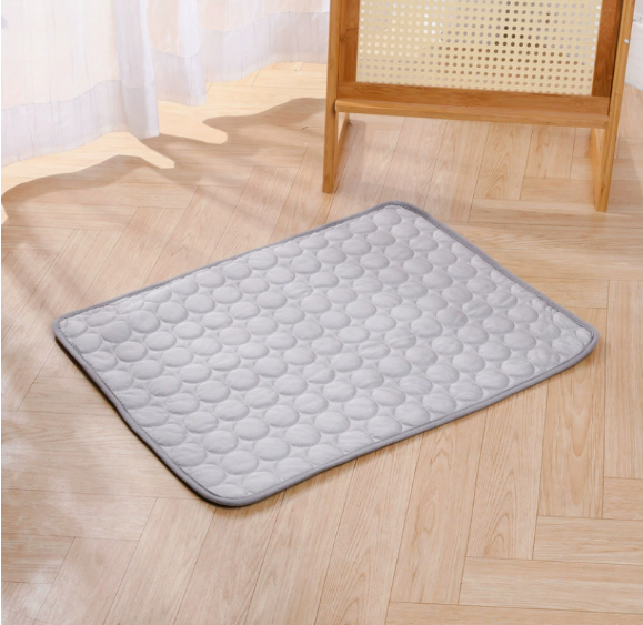 Dog Cooling Mat Light Comfortable Summer Sleeping Pad Machine Washable Quick Drying Pet Mattress For Dogs Cats