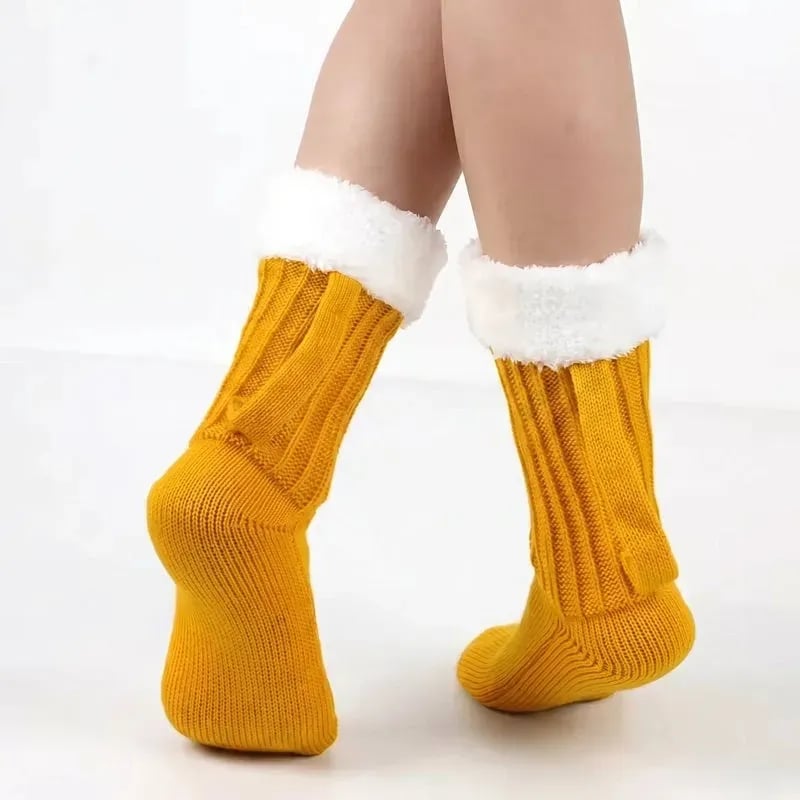 Medieval BrewBoot Mug Socks – Soft Warmth for Every Brew