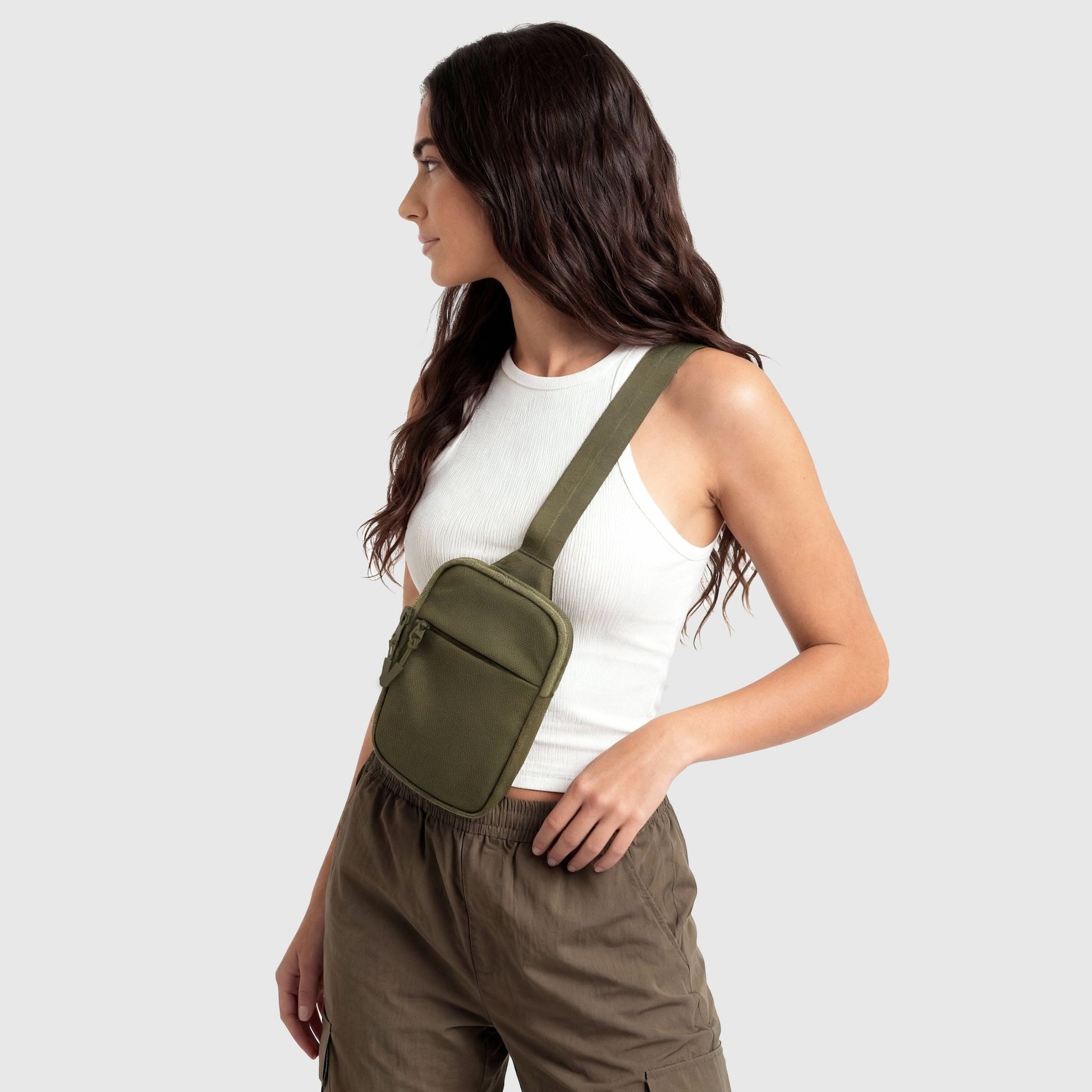 🎉Hot Sale 59% OFF🎁Upgraded Travel Sling Bag 2.0 – Anti-Theft & 500D Durability