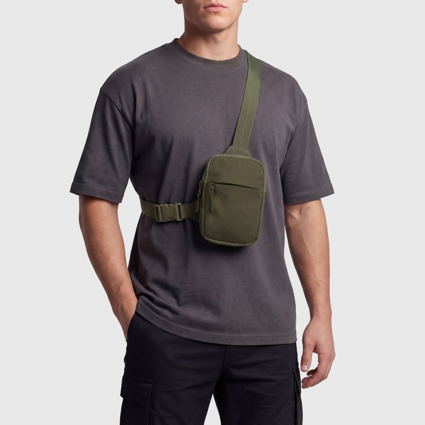 🎉Hot Sale 59% OFF🎁Upgraded Travel Sling Bag 2.0 – Anti-Theft & 500D Durability
