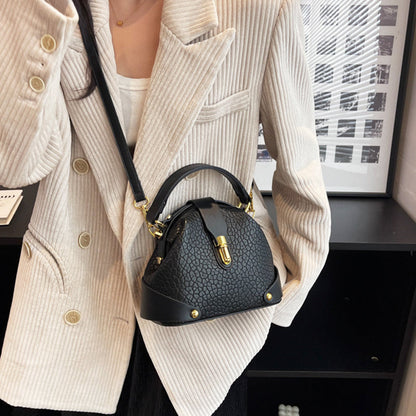 👜 LIMITED-TIME 30% OFF! ✨ Color-Blocked Bag – Stylish, Metal Hardware, Multi-Way 🧳