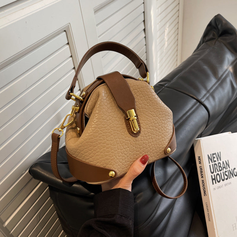 👜 LIMITED-TIME 30% OFF! ✨ Color-Blocked Bag – Stylish, Metal Hardware, Multi-Way 🧳