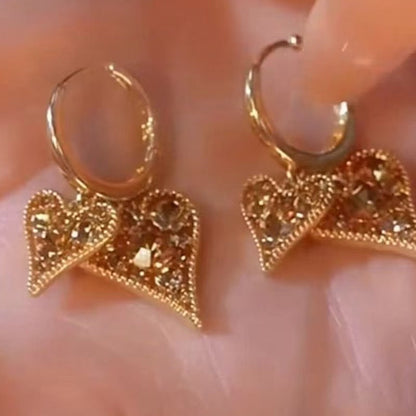 😍Elegant Sparkling Heart Hoop Earrings💕
