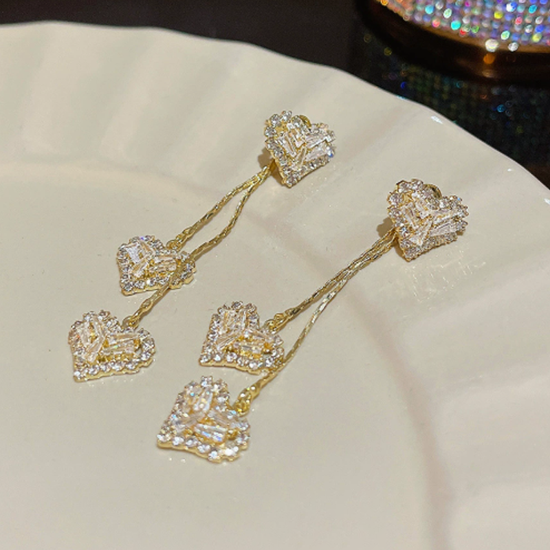 🔥While Supplies Last 40% OFF!🎉 Romantic Long Chain Heart Drop Earrings