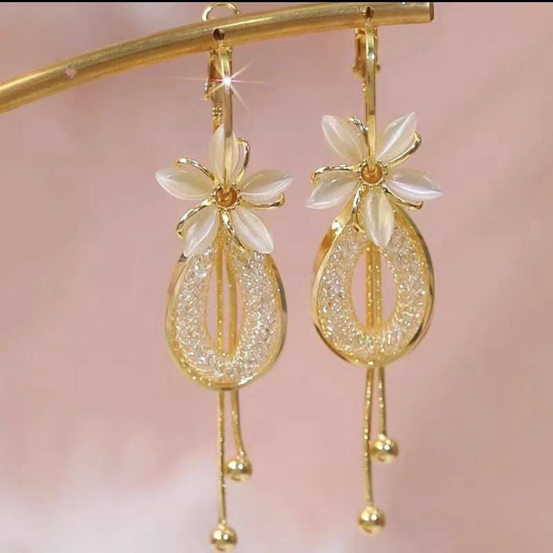 🌸 LIMITED-TIME 30% OFF! ✨ Flower Tassel Dangle Earrings – Opalescent, Sparkling, Dynamic 💫