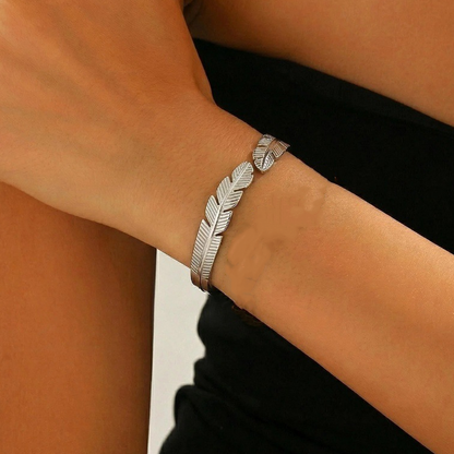 🌸 50% OFF NOW! 🌸18K Gold Plated Leaf Open Cuff Bracelet | Adjustable Stainless Steel Nature Bangle for Women