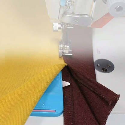 🥳2026 HOT SALE🥳🧵✂️ Multi‑functional Seam Guide & Ripper – Guide, rip, measure in one. Retractable blade, pocket‑size. A must for every sewist! 🪡✨