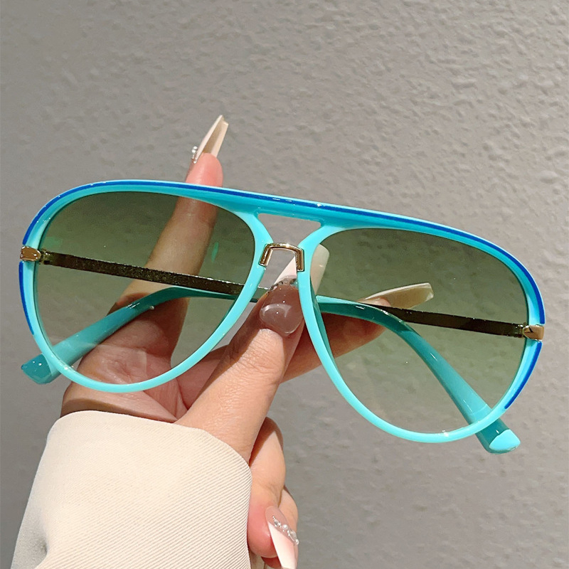 📢📢49% OFF !! ⏰Women's Retro Double-Bridge Sunglasses