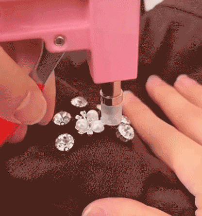 🔥New Arrival 40% OFF! ☀️ DIY Manual Pearl Setting Machine with Pearl and Rivet Kit DIYers & Jewelry Designers. Make Unique Pieces At Home! 🔩💎
